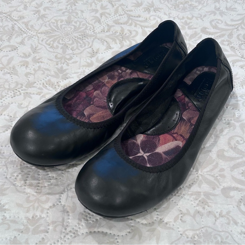 Born Julianne Ballet Flats Black Leather Women's Sz. 8.5 M Casual Slip On Shoes